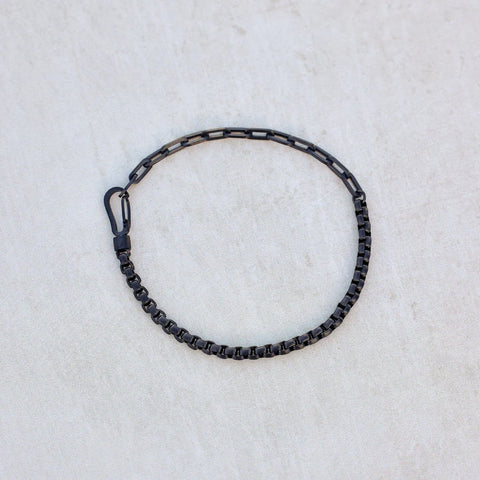 Pura Vida Men's Carabiner Clasp Chain Bracelet - Matte Black