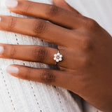 Pura Vida Bitty Pearl Flower Ring - Size 7
