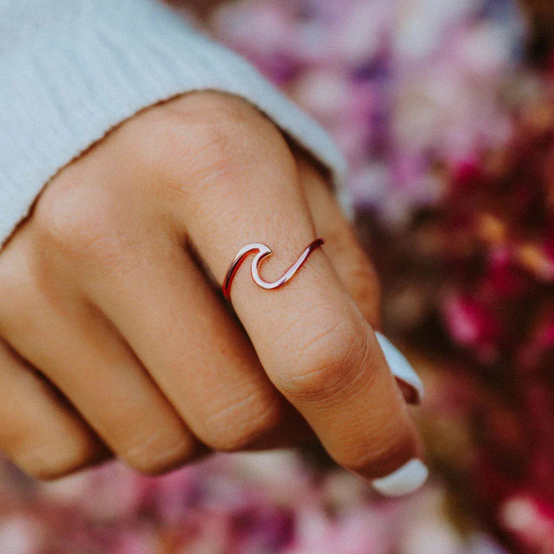 Pura Vida Rose Gold Wave Ring - Size 7